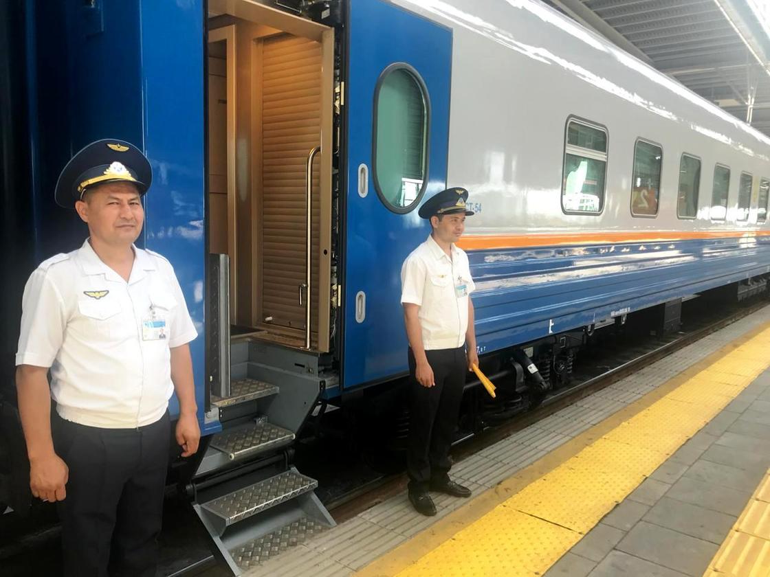 Новые вагоны эконом-класса отправились в Мангистау из Алматы