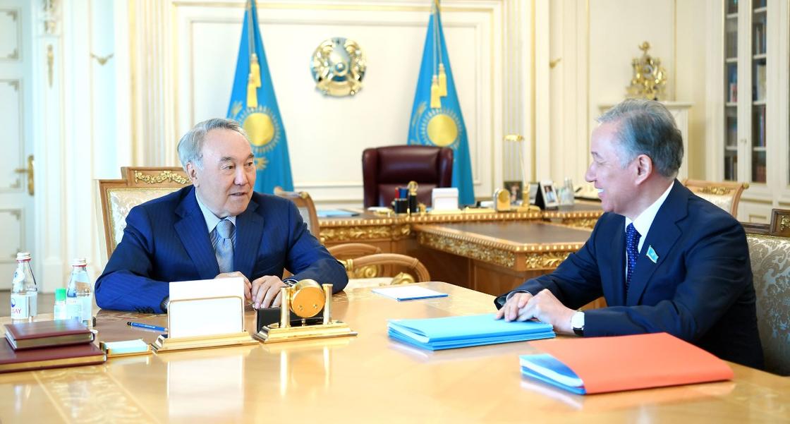 Назарбаев встретился с Нигматулиным Назарбаев встретился с Нигматулиным
