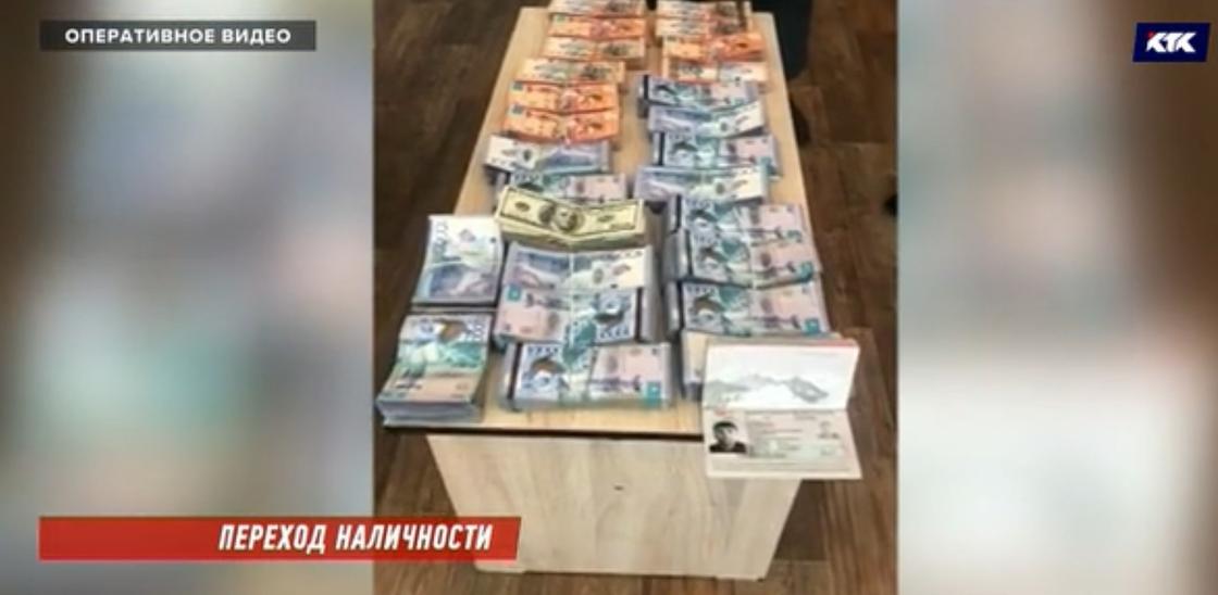 Таджикскому миллионеру не удалось пронести пачки денег на таможне в Казахстане