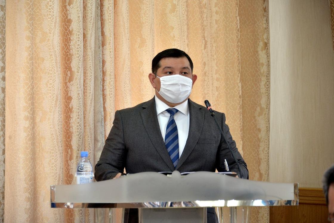 Аким СКО предупредил своих коллег об усилении ответственности за коррупцию
