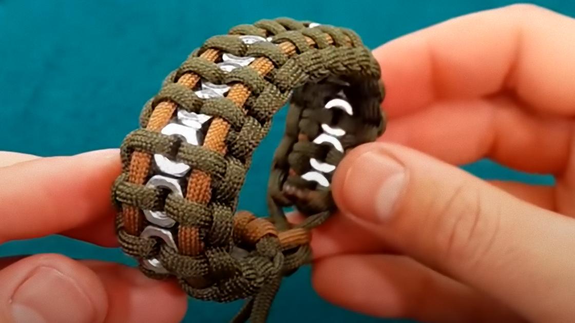 Плетение браслетов из шнурков: схемы для начинающих с видео