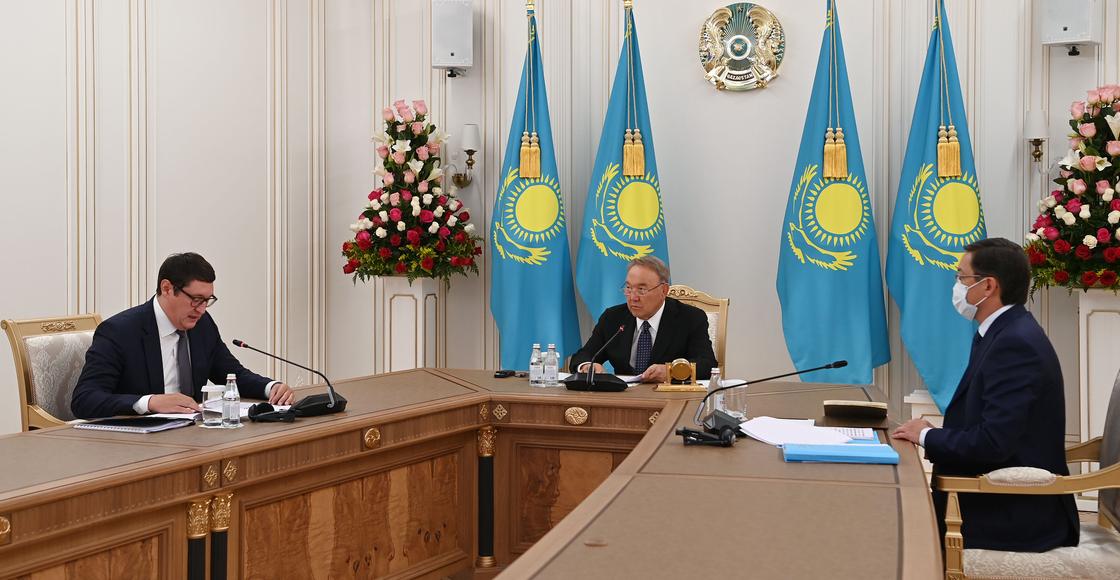 Нурсултан Назарбаев провел заседание совета по управлению "Самрук-Қазына"