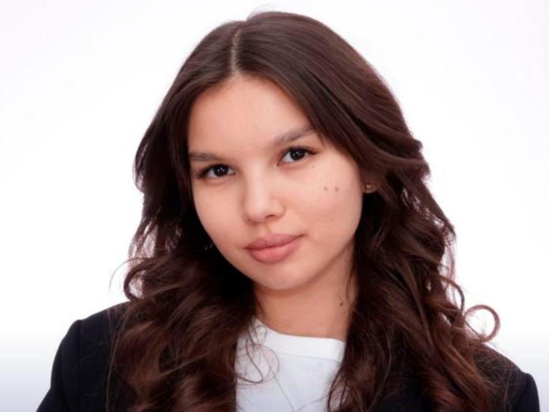Алина Есенгелдиева Алина Есенгелдиева