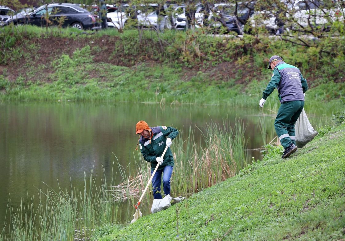 Участники субботника