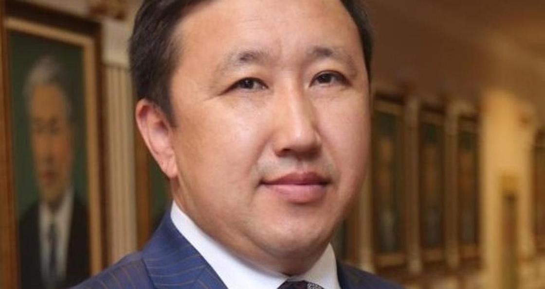 Ерлан Журинбаев стал советником Раимкуловой Ерлан Журинбаев стал советником Раимкуловой
