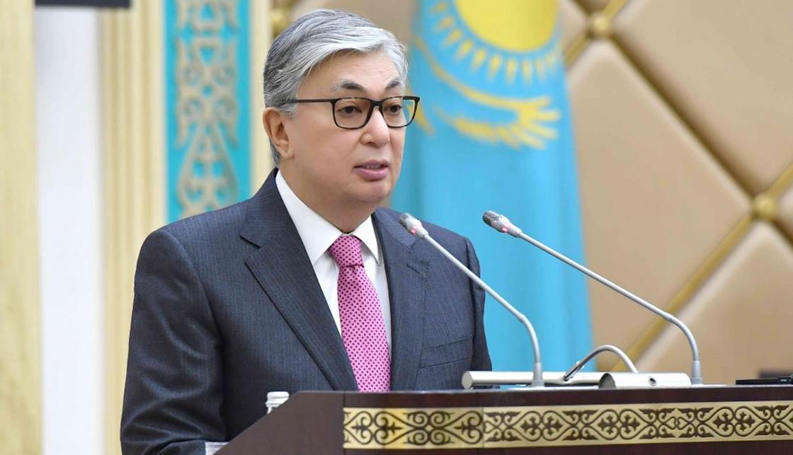 Токаев: Преемственность власти прошла без паники и напряжения