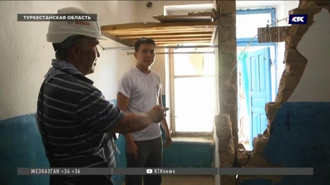 Разрушенные хозпостройки жителей Арыси ремонтировать не будут (видео)