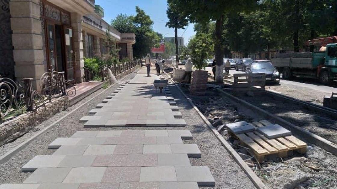В Шымкенте обновят 414 км дорог
