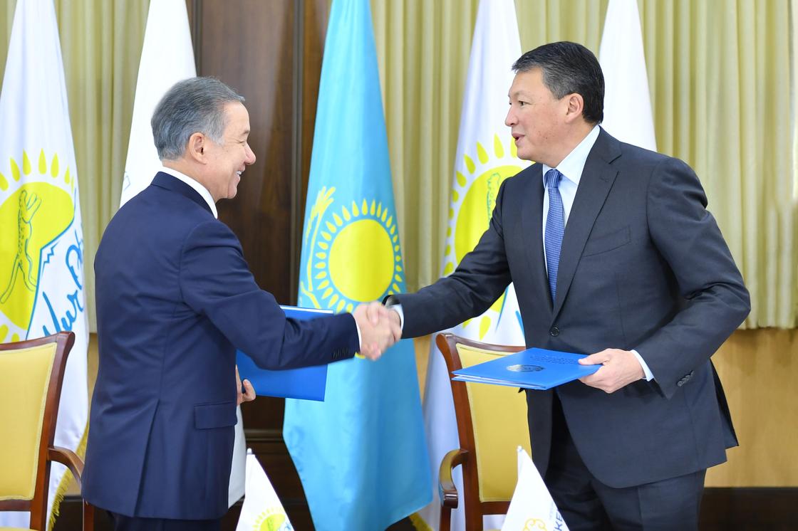 Нигматулин и Кулибаев подписали Дорожную карту сотрудничества на 2020 год