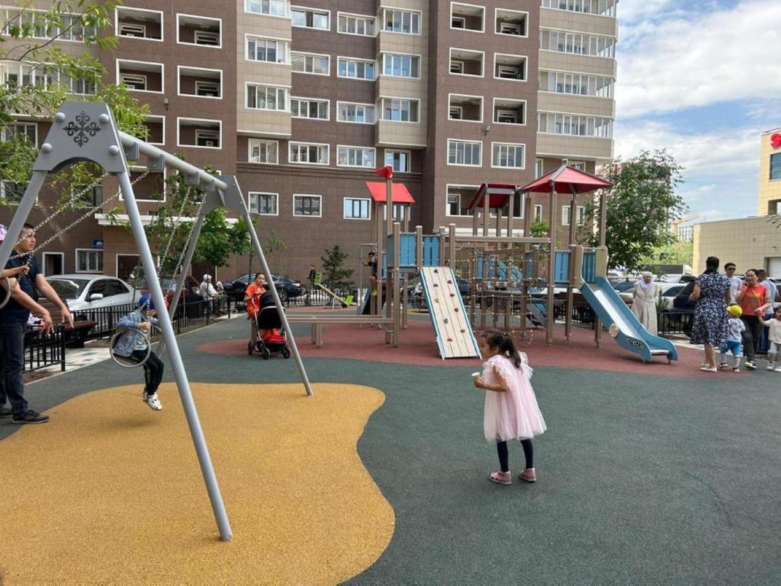 Открытие нового двора в Астане Открытие нового двора в Астане