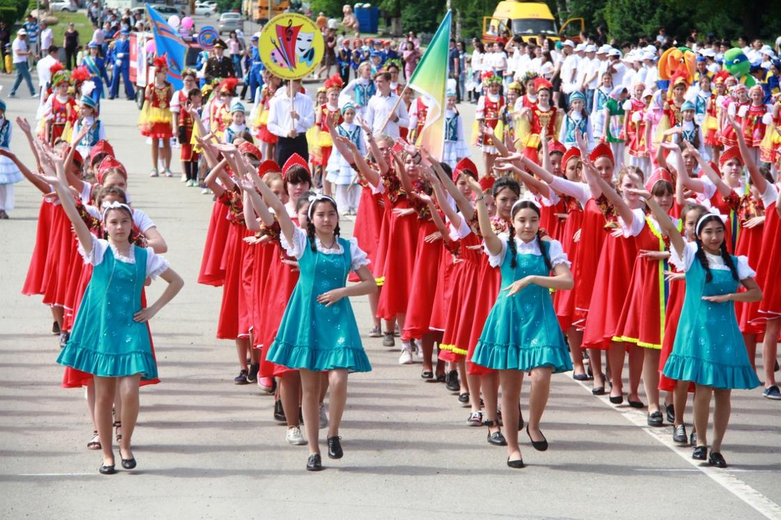 105 тысяч человек приняли участие в Параде детских и молодежных музыкальных ансамблей в ВКО