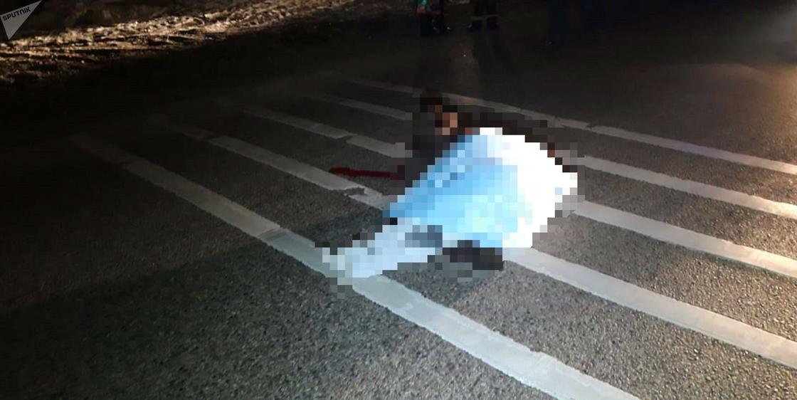 Водитель насмерть сбил женщину и уехал с места аварии в Алматы