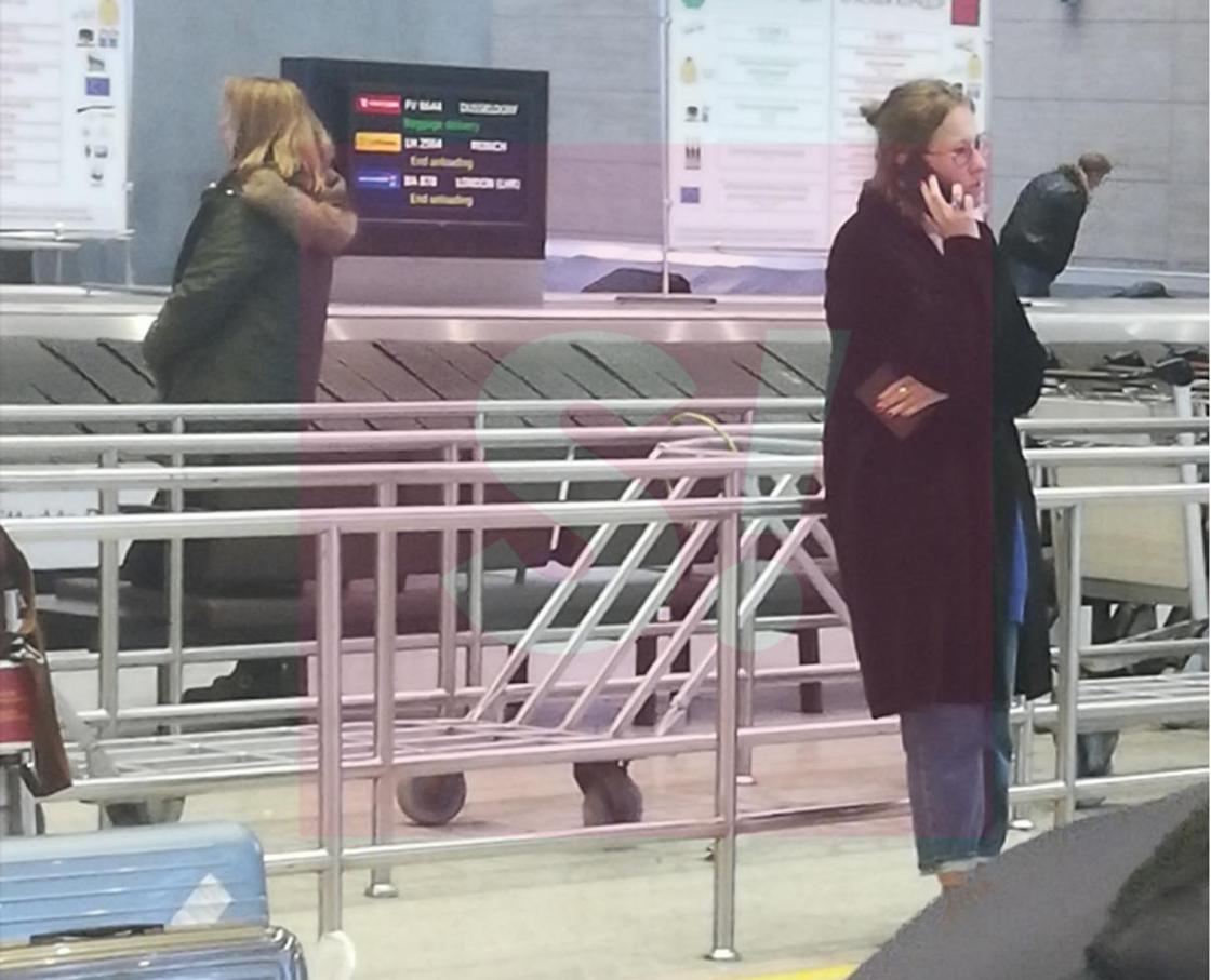 Замужнюю Ксению Собчак застали с любовником в аэропорту (фото, видео)