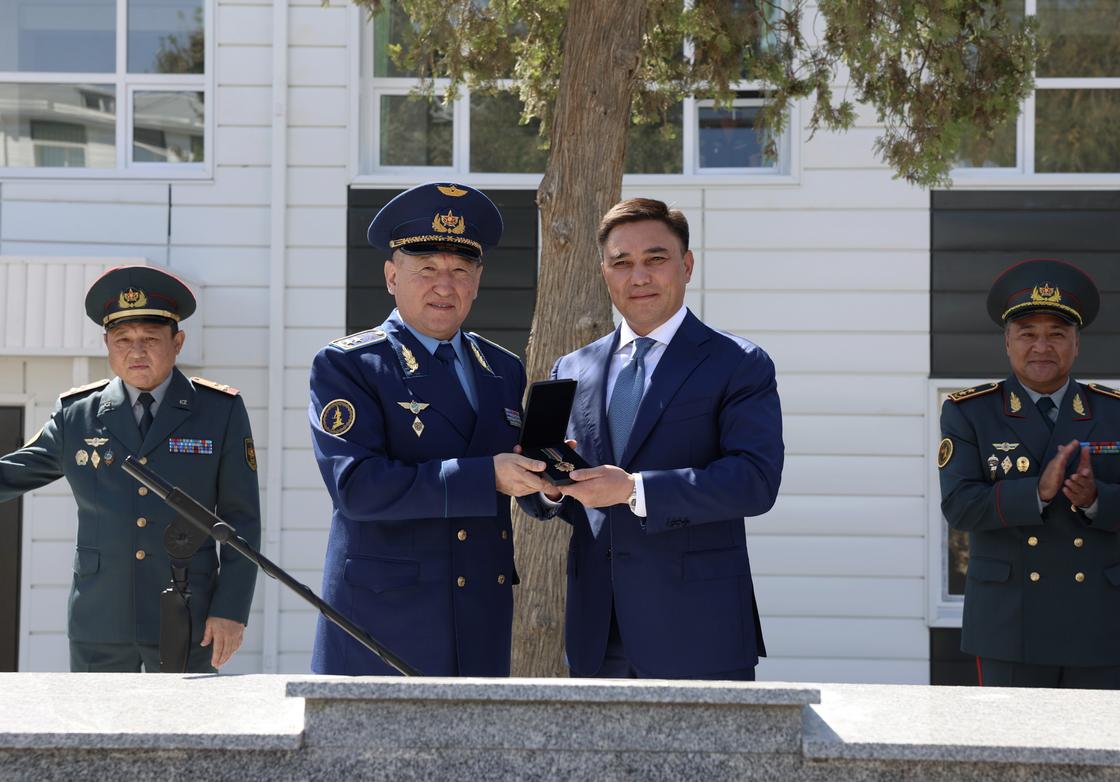 Вручение медали