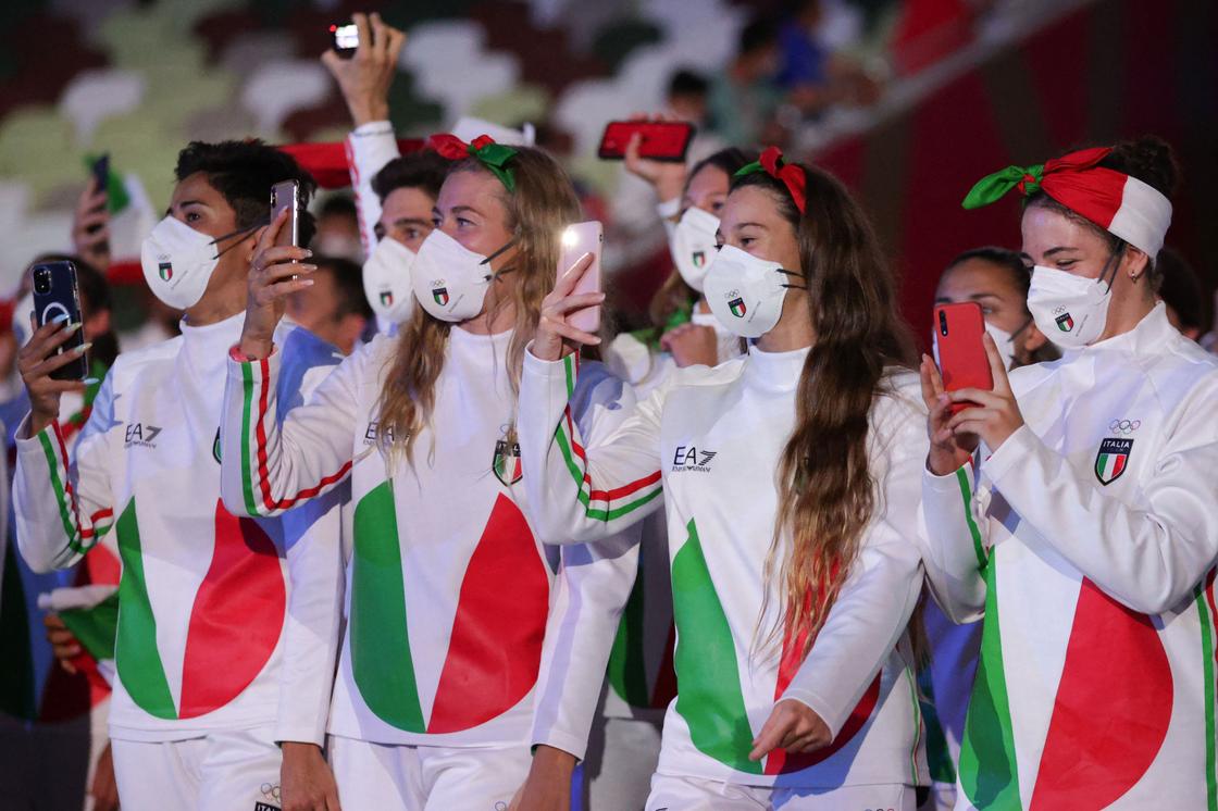 Команда Италии на церемонии открытия