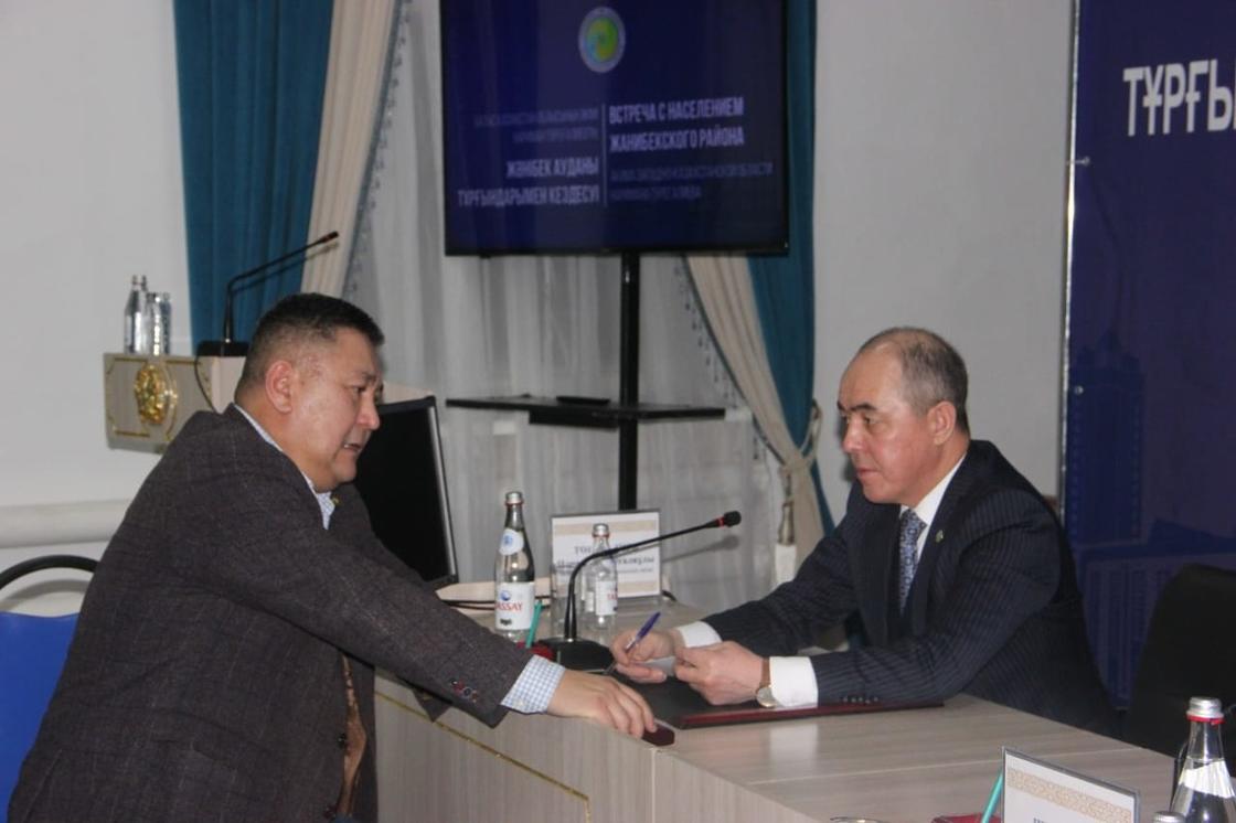 Нариман Турегалиев на встречи жителями Жанибекского района
