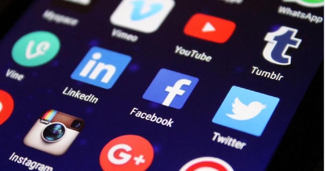 Пользователи жалуются на массовые сбои в работе соцсетей и мессенджеров в Великобритании