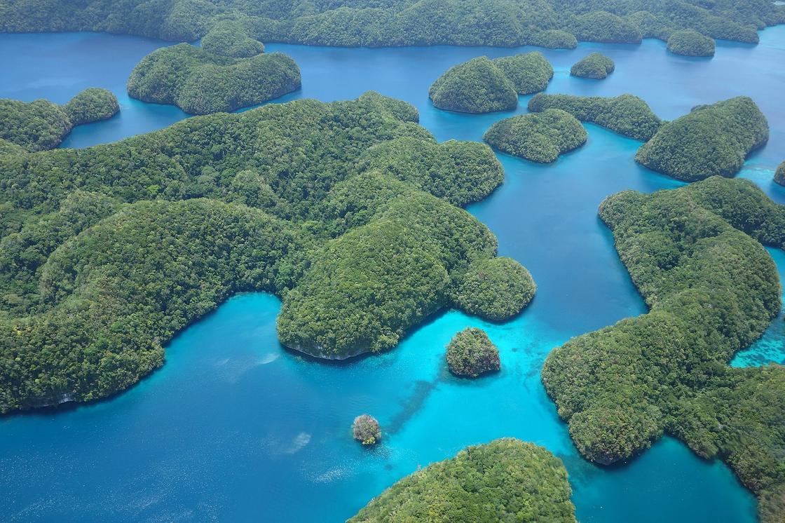 Острова Рок в Палау вид сверху