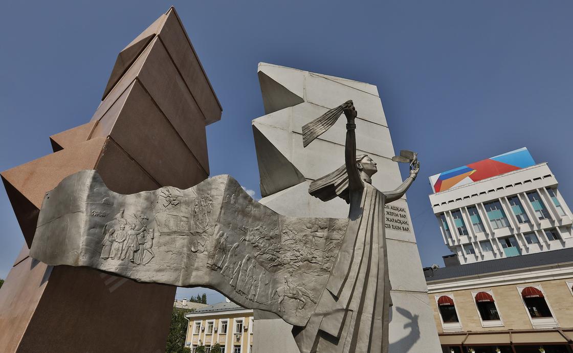 «Тәуелсіздік таңы» - рассвет свободы: что нужно знать казахстанцам о памятнике