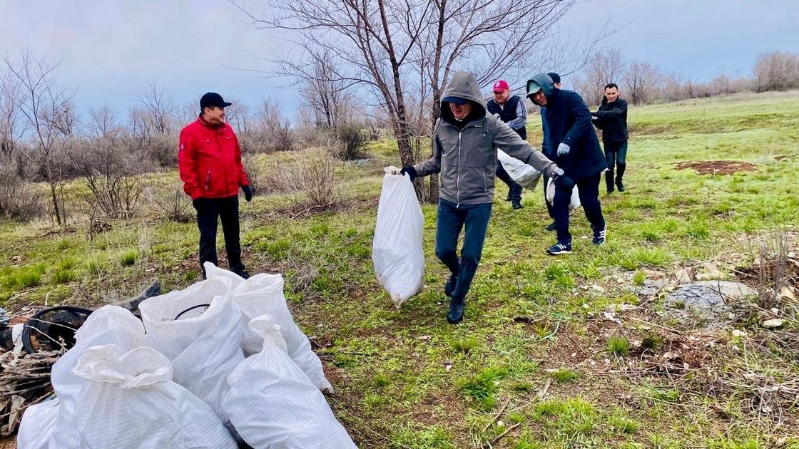 Акция "Таза Қазақстан" в ЗКО
