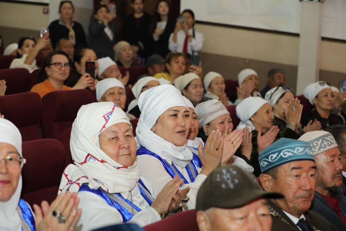 Республиканский конкурс национального искусства «Бес асыл»