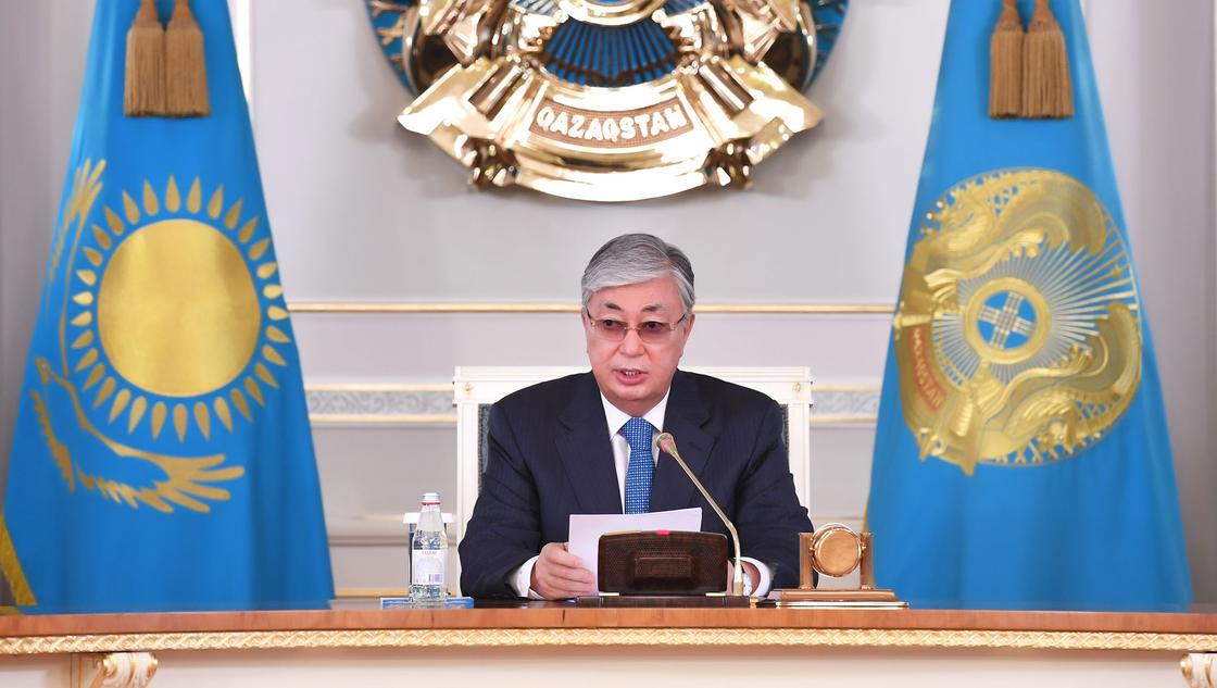Токаев посоветовал акимам брать на себя ответственность за стабильность в областях и городах