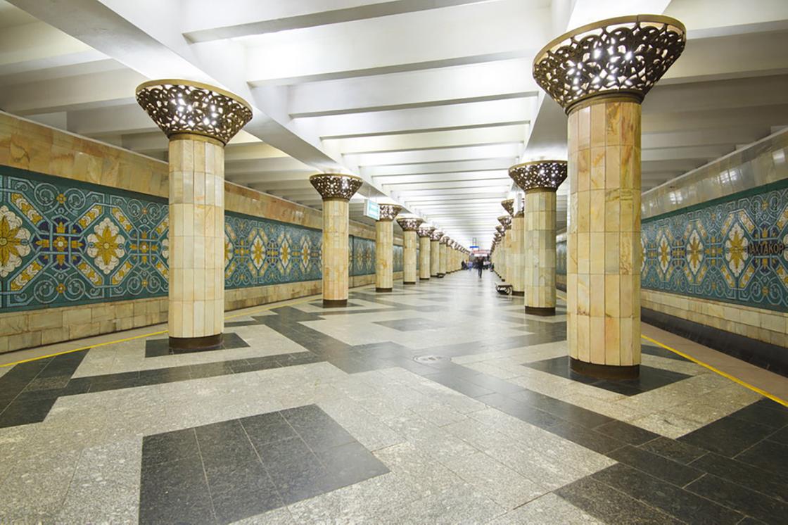 Метро в Ташкенте. Холл станции «Пахтакор»
