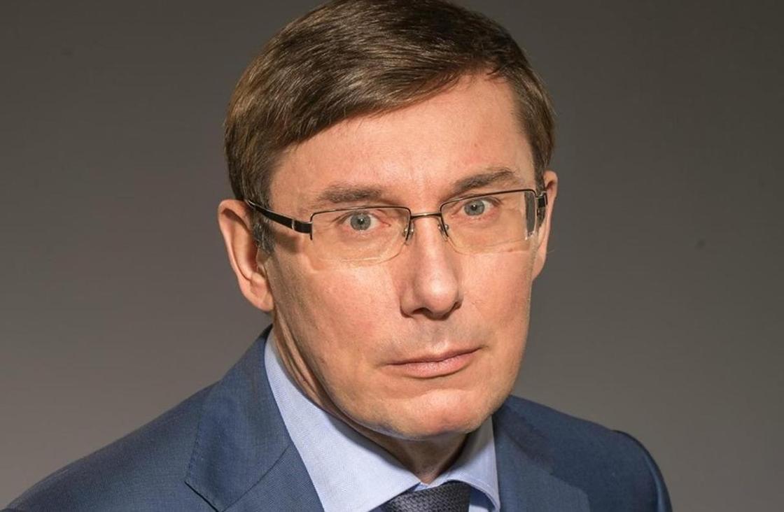 Кум Порошенко обвинили в причастности к подпольному игорному бизнесу