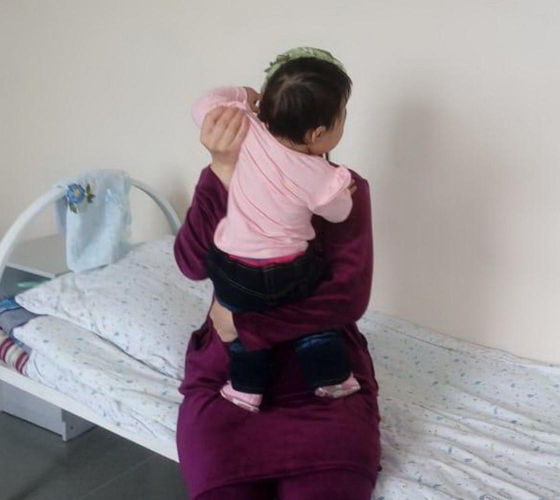 Годовалая девочка съела средство от тараканов в Туркестанской области