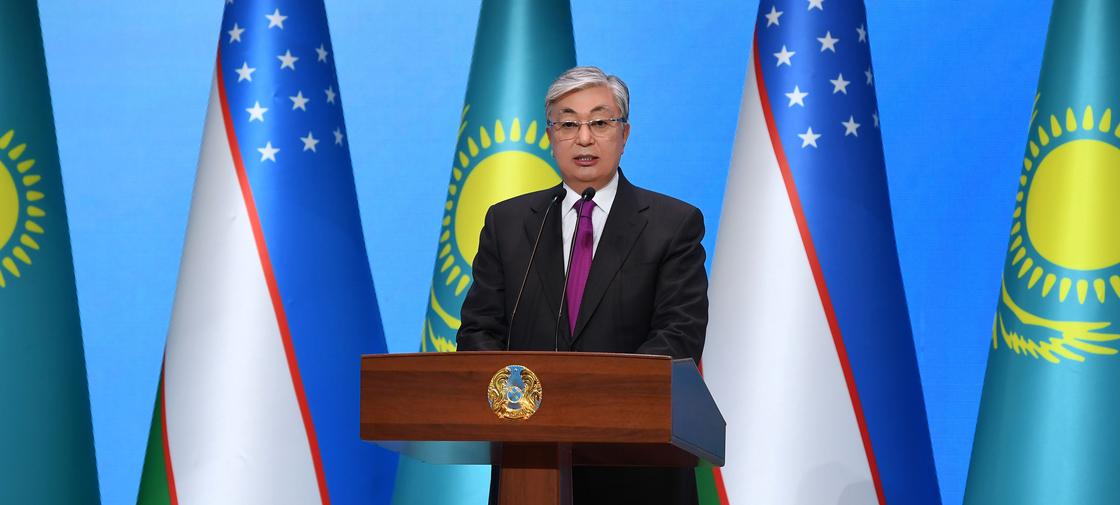 Токаев принял участие в церемонии открытия года Казахстана в Узбекистане