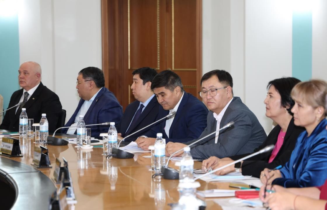 Круглый стол, посвященный обеспечению прав и социальных гарантий военнослужащих