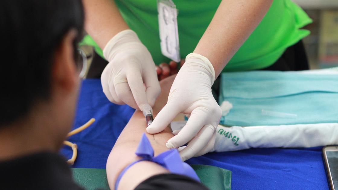 ВОЗ заявила о нехватке 6 млн медсестер для борьбы с коронавирусом