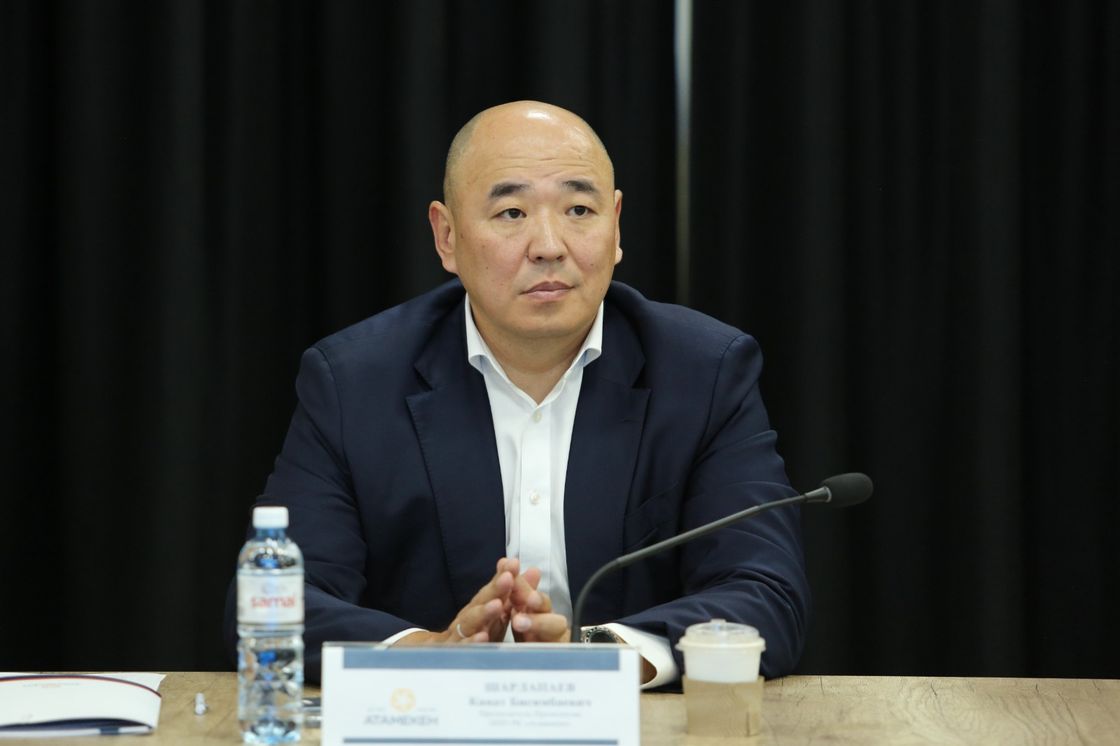 Канат Шарлапаев