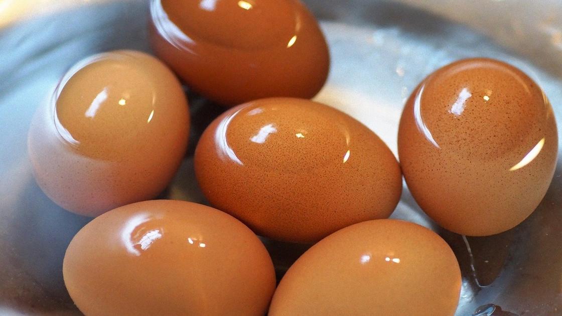 Сколько времени варить яйца вкрутую после закипания воды