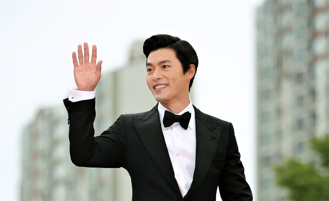 Южнокорейский актер Хён Бин