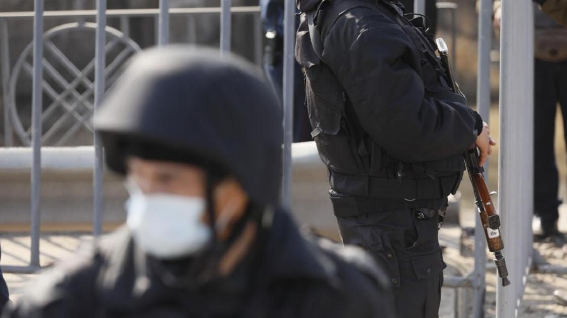 12 человек задержали в Алматинской области за нарушение режима ЧП за сутки