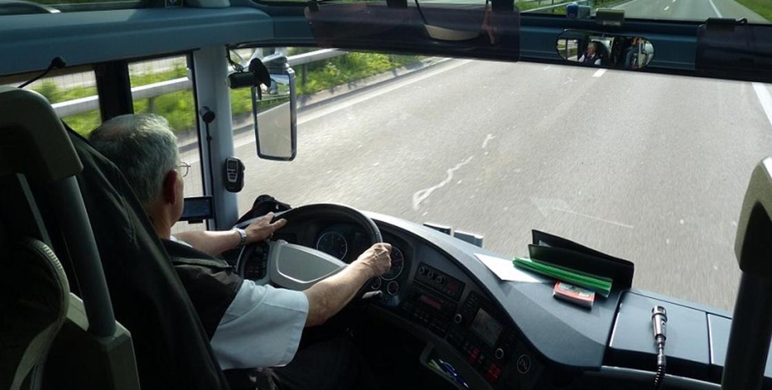 В Алматы появился реестр водителей общественного транспорта