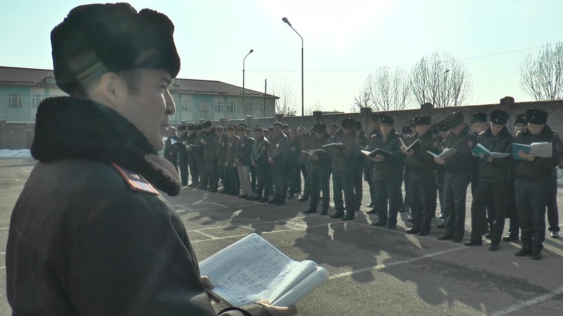Пять преступников, находящихся в розыске, задержаны в Алматы