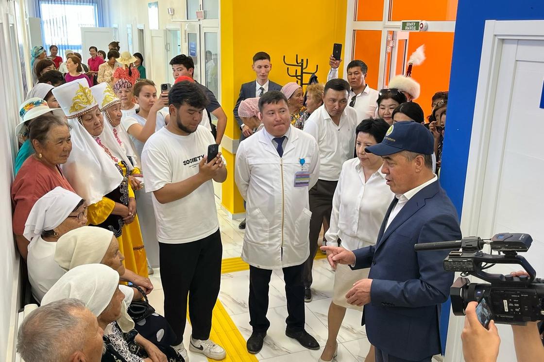 Көнеккеткен ауылында жаңа фельдшерлік-акушерлік пункт ашылды Көнеккеткен ауылында жаңа фельдшерлік-акушерлік пункт ашылды