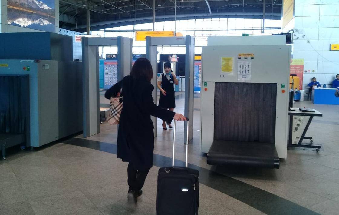 Зачем усилили досмотр пассажиров в казахстанских аэропортах и вокзалах, рассказали в полиции