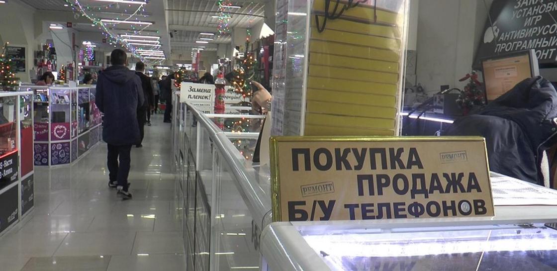 Ворованные телефоны нашли в пунктах ремонта гаджетов в Алматы (фото)