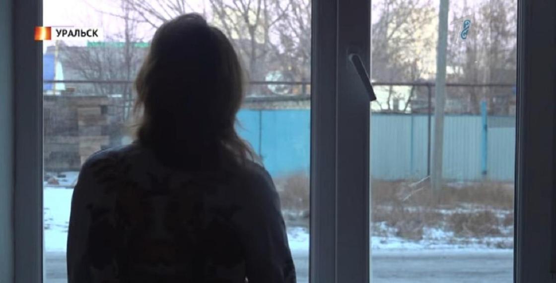 Муж с гранатой в руках взял жену в плен: казахстанки рассказали о "семейном аде"