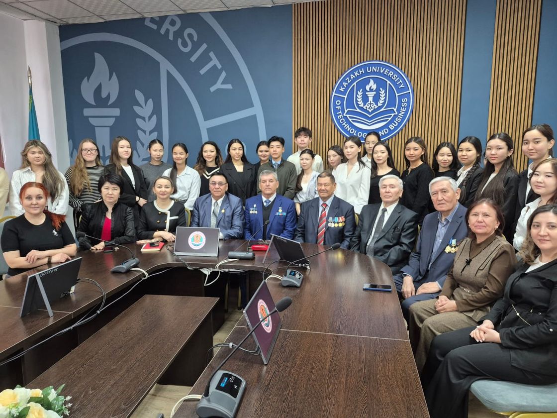 Лекция в КазУТБ им. К. Кулажанова