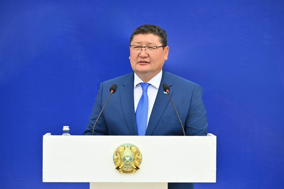 Берик Уали на церемонии открытия завода ТОО "DI-NUR" по производству подсолнечного масла