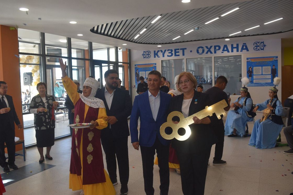 Открытие школы