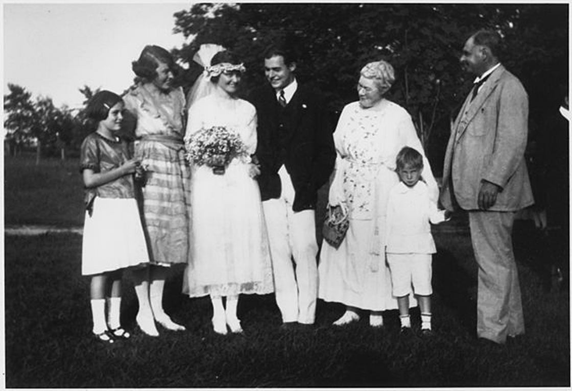 Свадебное семейное фото