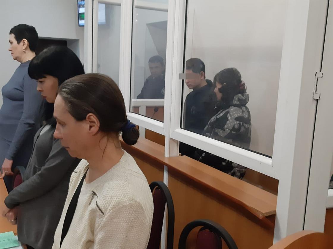 Осужденная за убийство отчима 10-классница повесилась в СИЗО Уральска