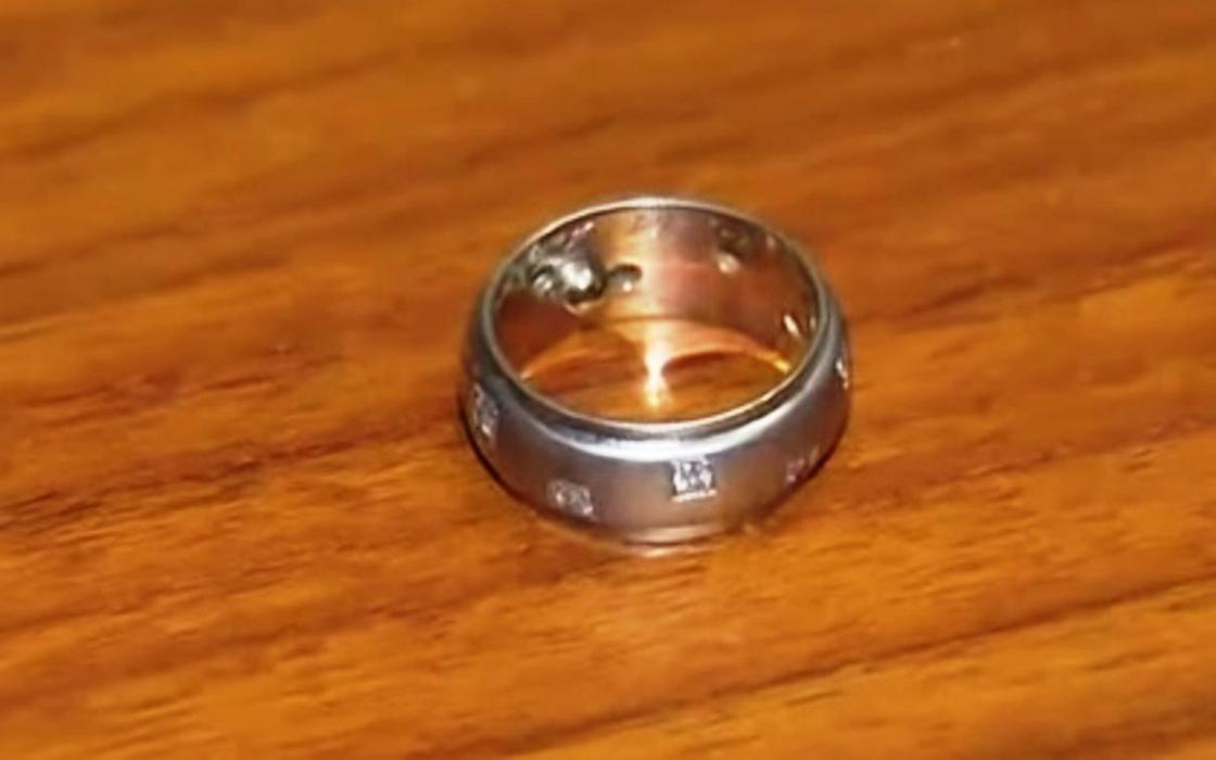 Женщине вернули потерянное почти 30 лет назад обручальное кольцо