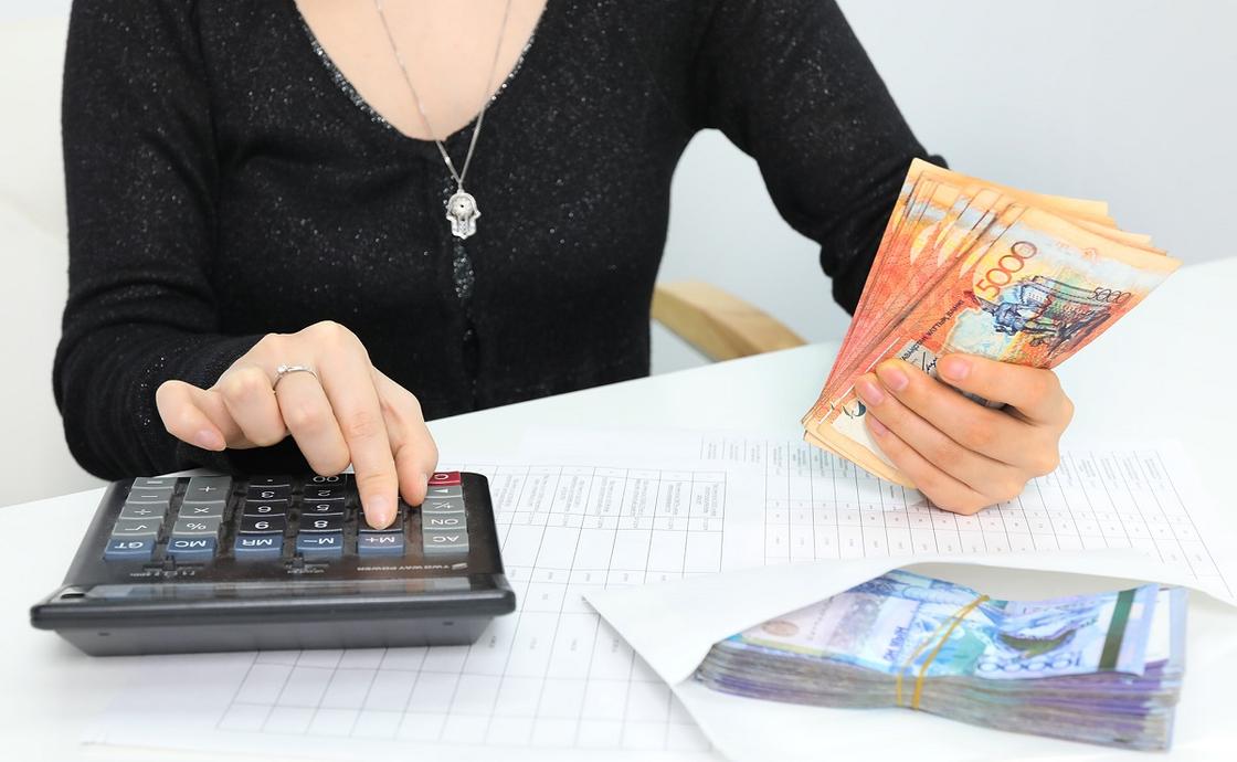 4 млн казахстанцев получили 42 500 тенге из-за потери дохода в период ЧП