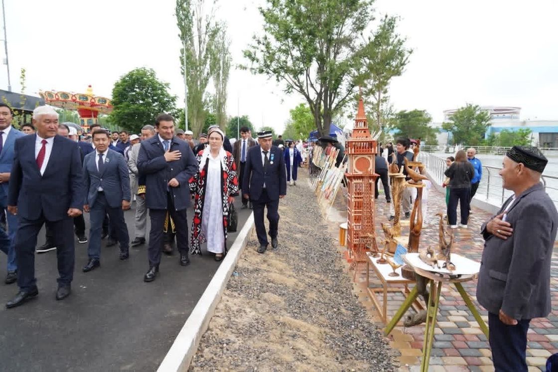 Парк в селе Аксу